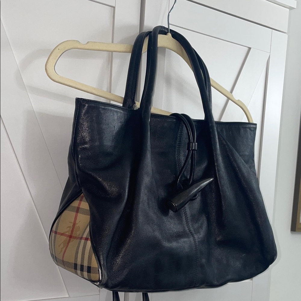 Classic Burberry Black Leather Tote with Plaid Accents